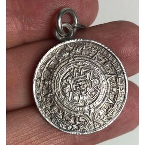 1215 Mayan Aztec calendar Sterling Silver 925 Acapulco Pendant 9.6 grams